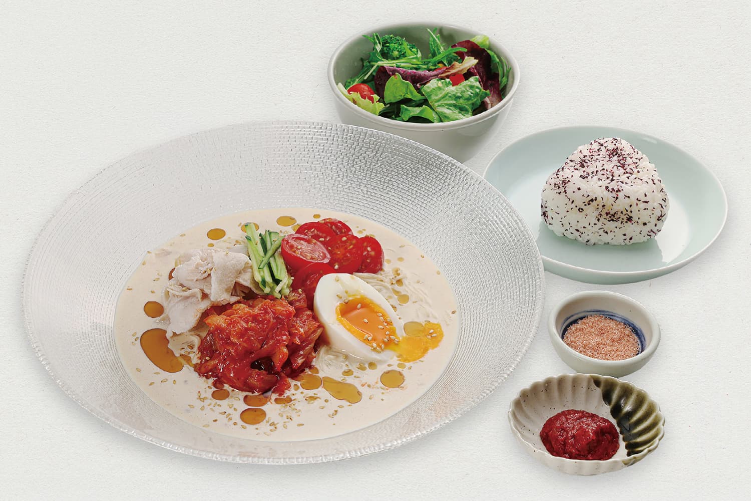 韓国風豆乳冷麺(コングクス)